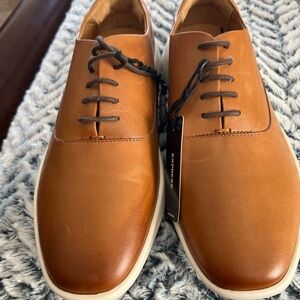 Express Men's Brown Leather Oxfords